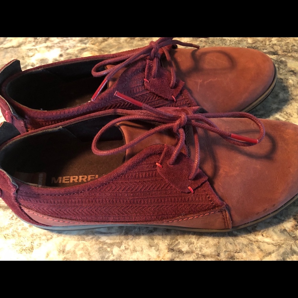 MERRELL ASHLAND CHAKKA RED SUEDE OCHRE LACE SHOES